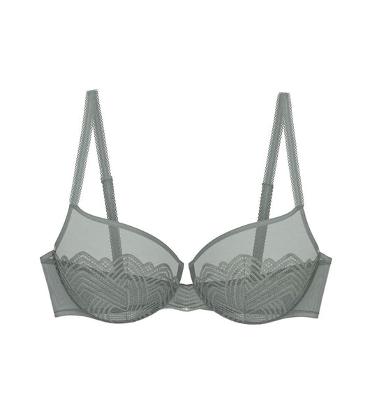 Delightful Spotlight