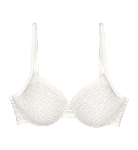 Triumph Signature Sheer